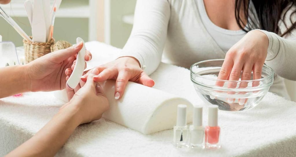 How to Remove Acrylic Nails