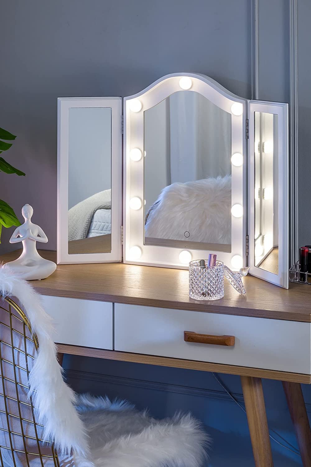 LUXFURNI Vanity Lighted Tri-fold Makeup Mirror