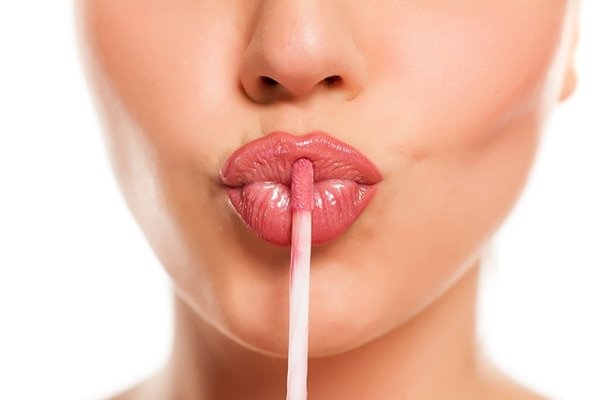how does lip plumper work