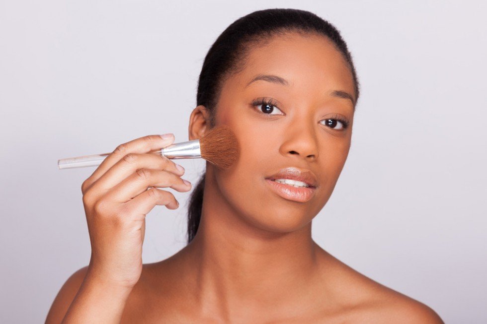 How to Apply Concealer and Foundation on Dark Skin?