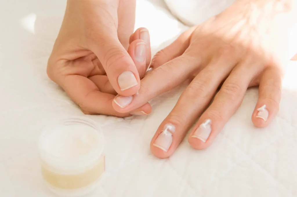 How to Remove Gel Nail Polish